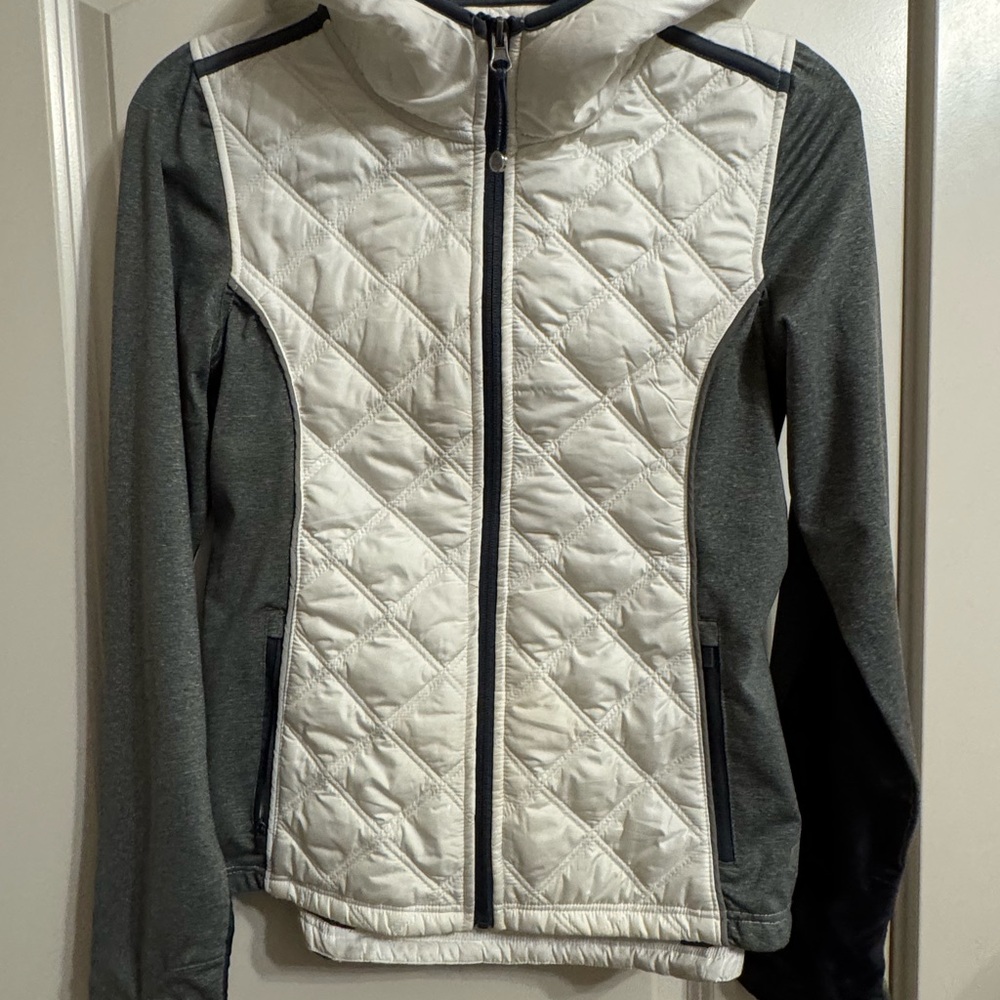 BKE Women's Puffer Jacket - White and Gray